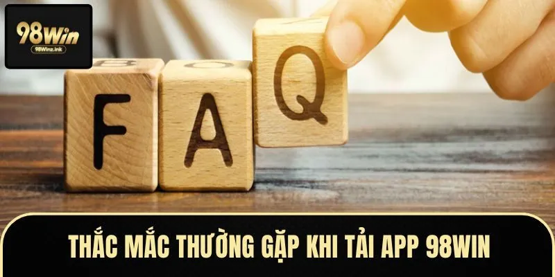 Người dùng đang tìm hiểu thông tin và thắc mắc thường gặp khi sử dụng ứng dụng